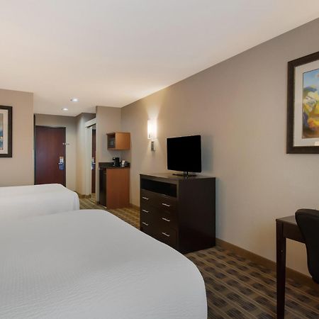 Best Western University Inn And Suites Forest Grove Extérieur photo