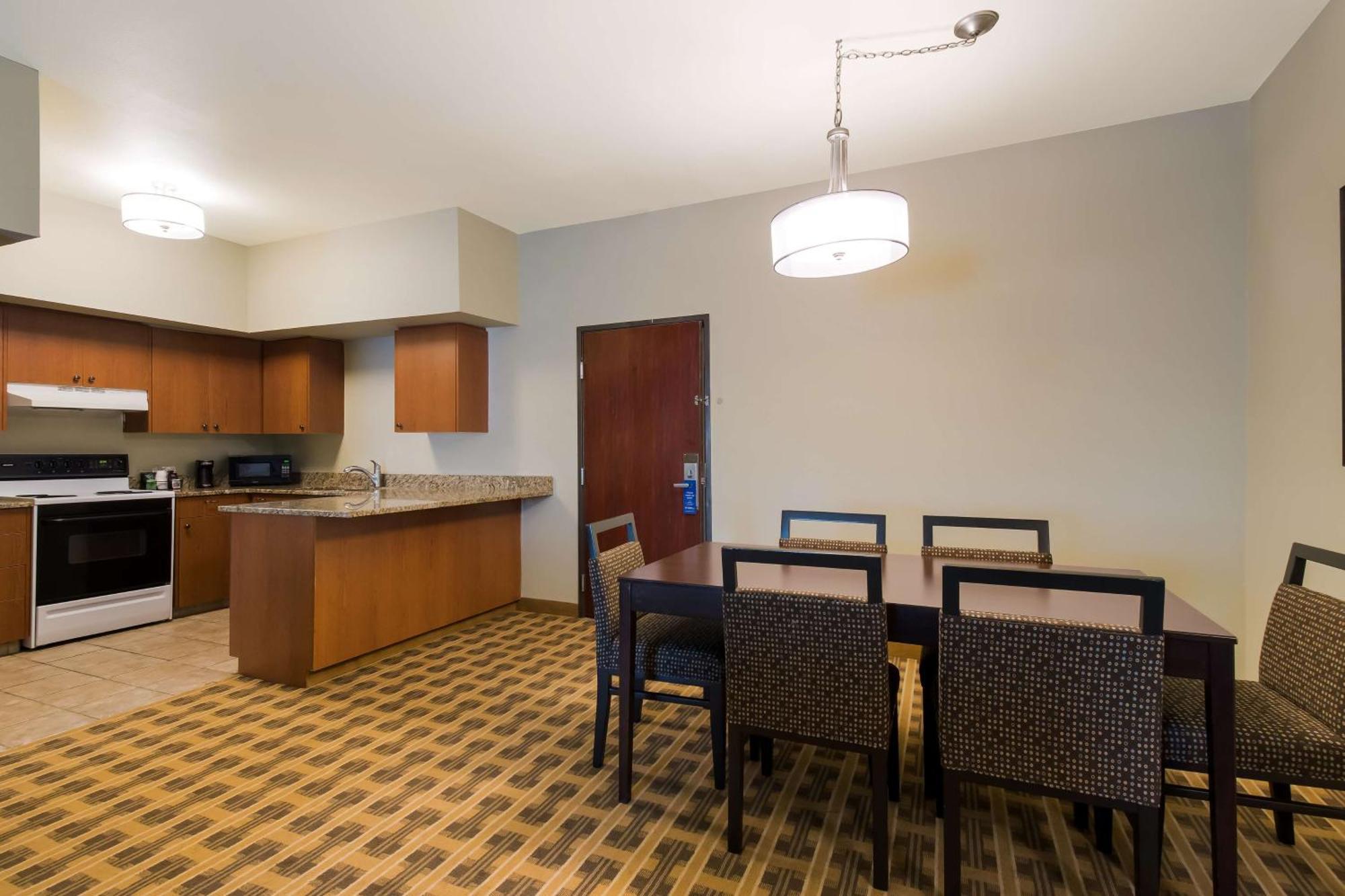 Best Western University Inn And Suites Forest Grove Extérieur photo