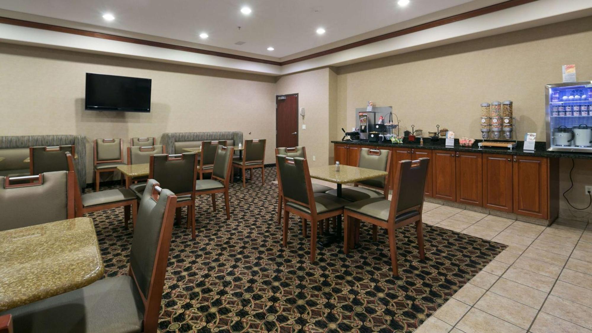 Best Western University Inn And Suites Forest Grove Extérieur photo