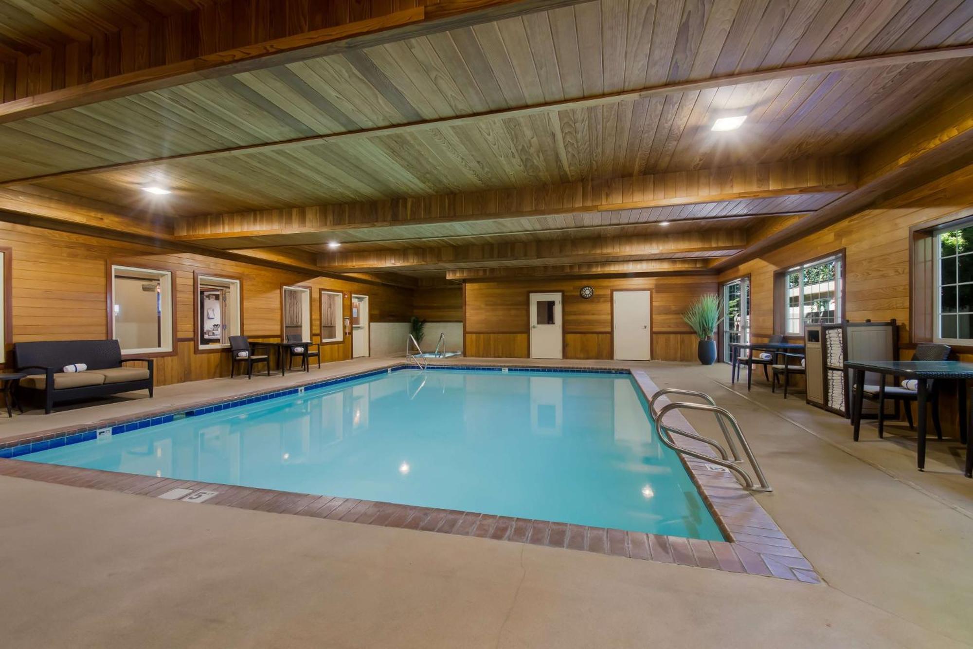 Best Western University Inn And Suites Forest Grove Extérieur photo